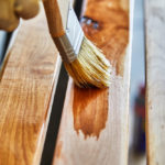 ošetriť a vymaľovať drevo